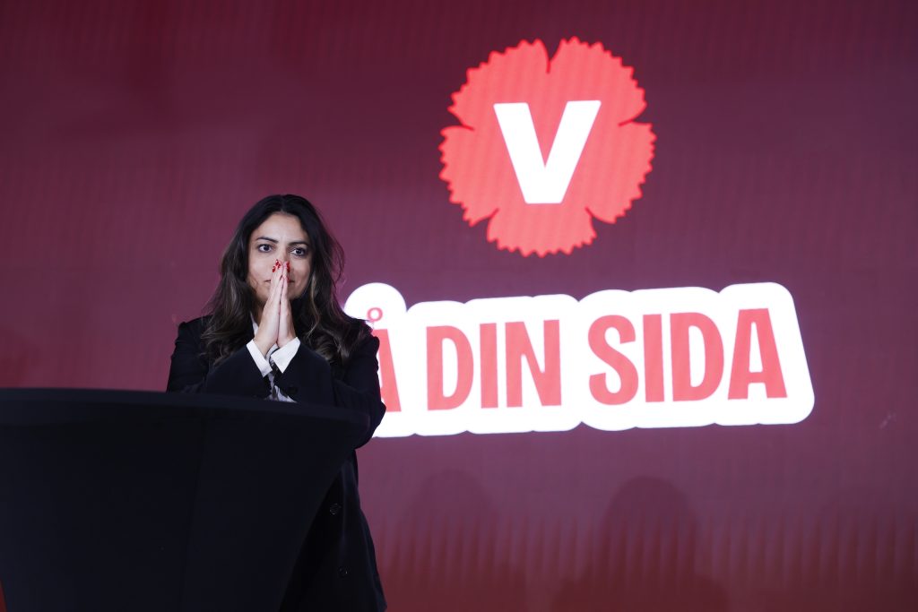 Vänsterpartiets partiledare Nooshi Dadgostar (V).