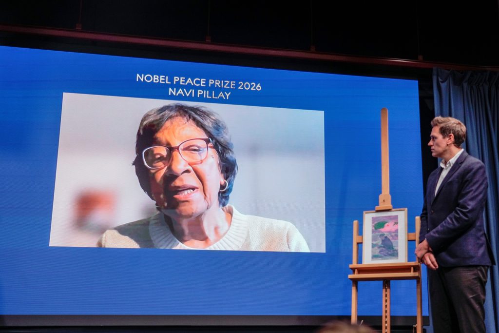Navi Pillay tilldelas fredspriset
